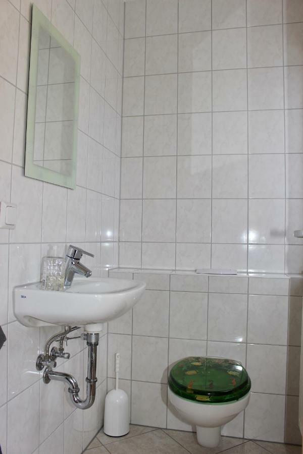 Ferienhaus Zum Findling Goehren  Ngoại thất bức ảnh